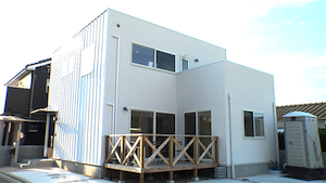 アースハウジング